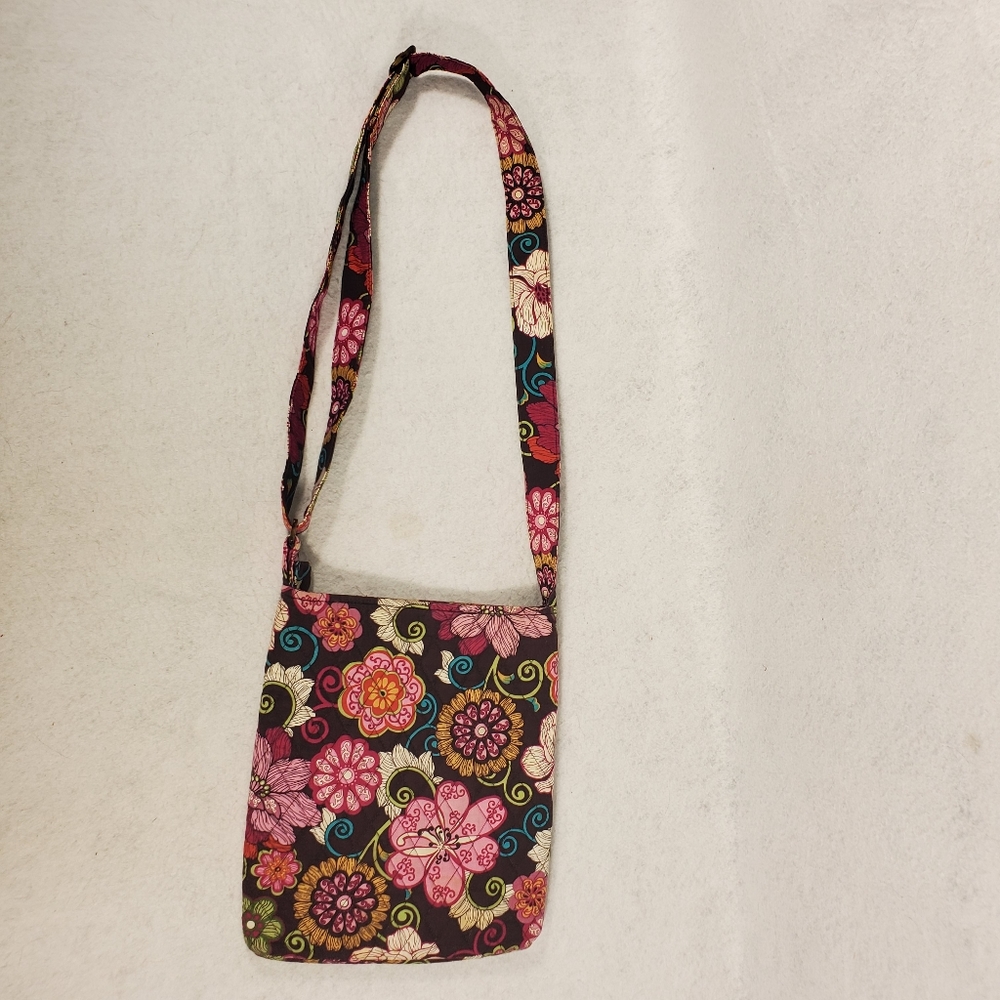 VERA BRADLEY Crossbody Adjustable Strap Quilted Purse Floral HandBag Purse Pink